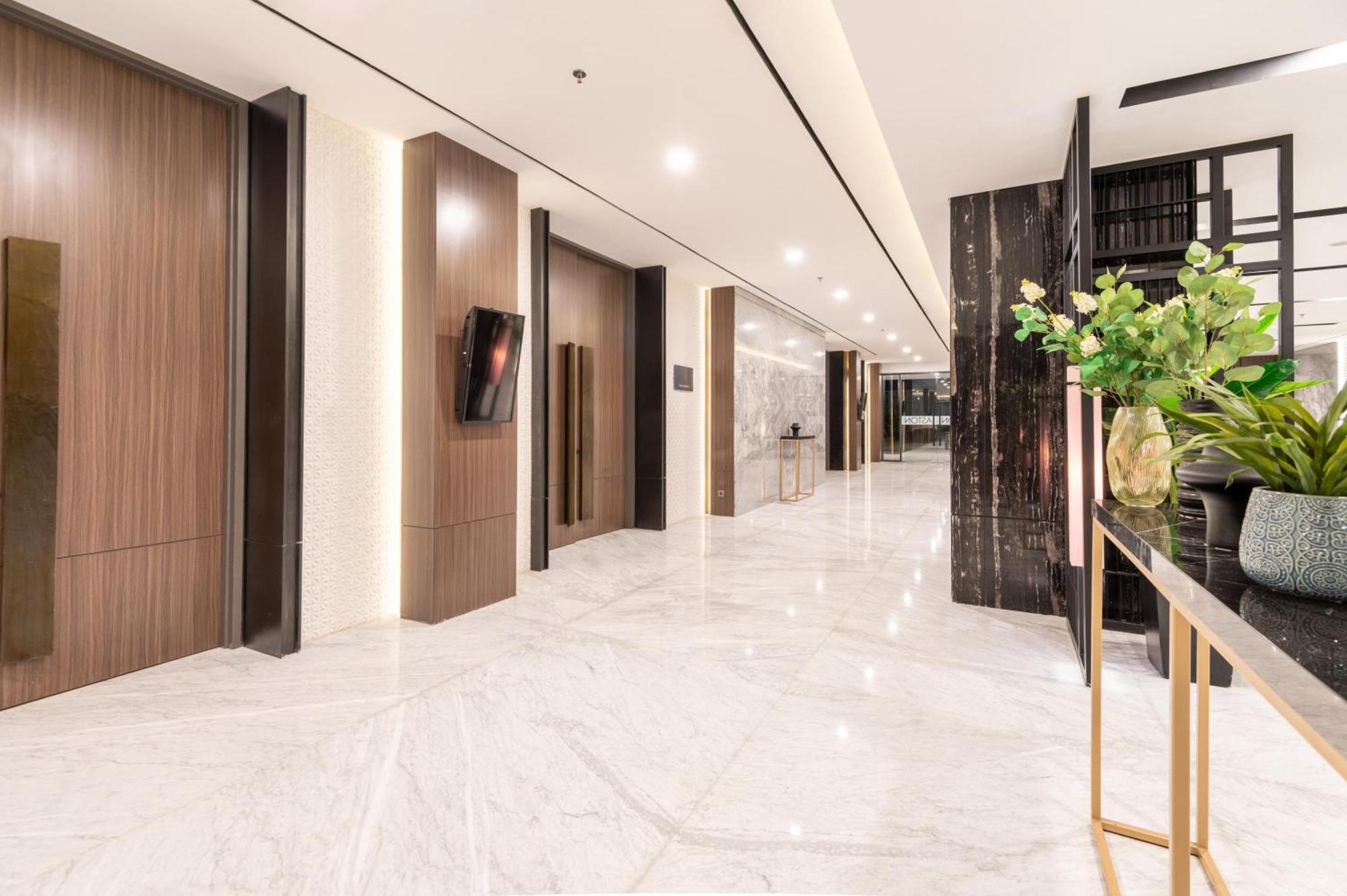 Aston Sorong Hotel & Conference Center エクステリア 写真