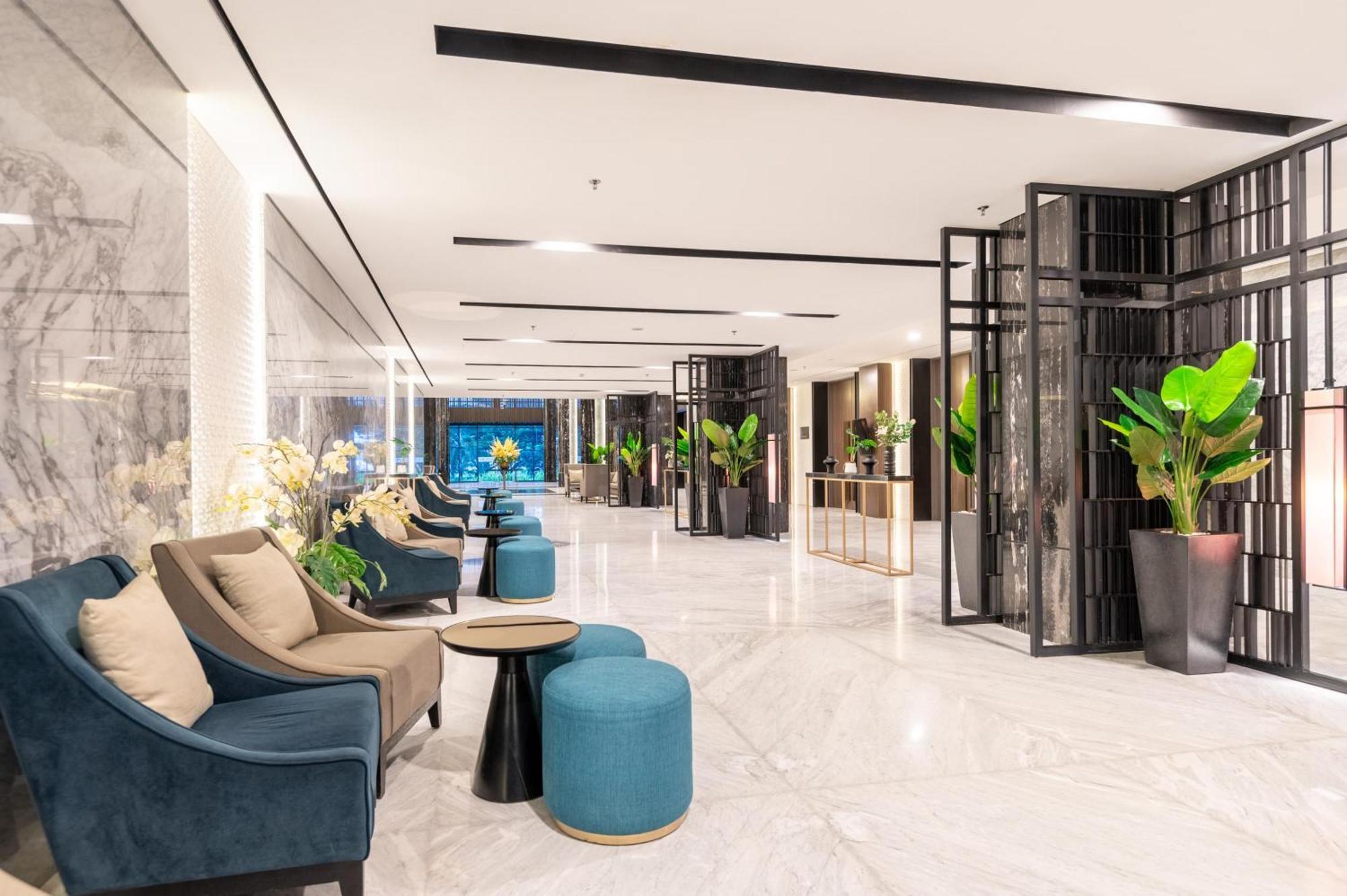 Aston Sorong Hotel & Conference Center エクステリア 写真