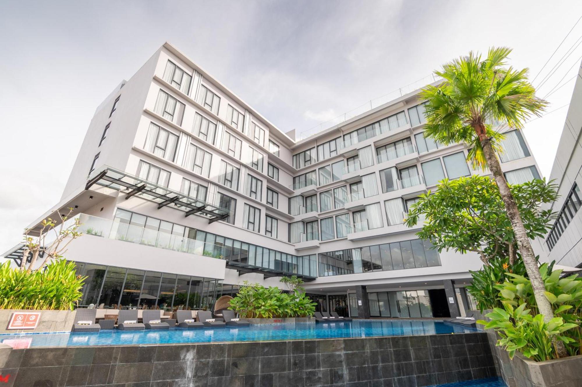 Aston Sorong Hotel & Conference Center エクステリア 写真