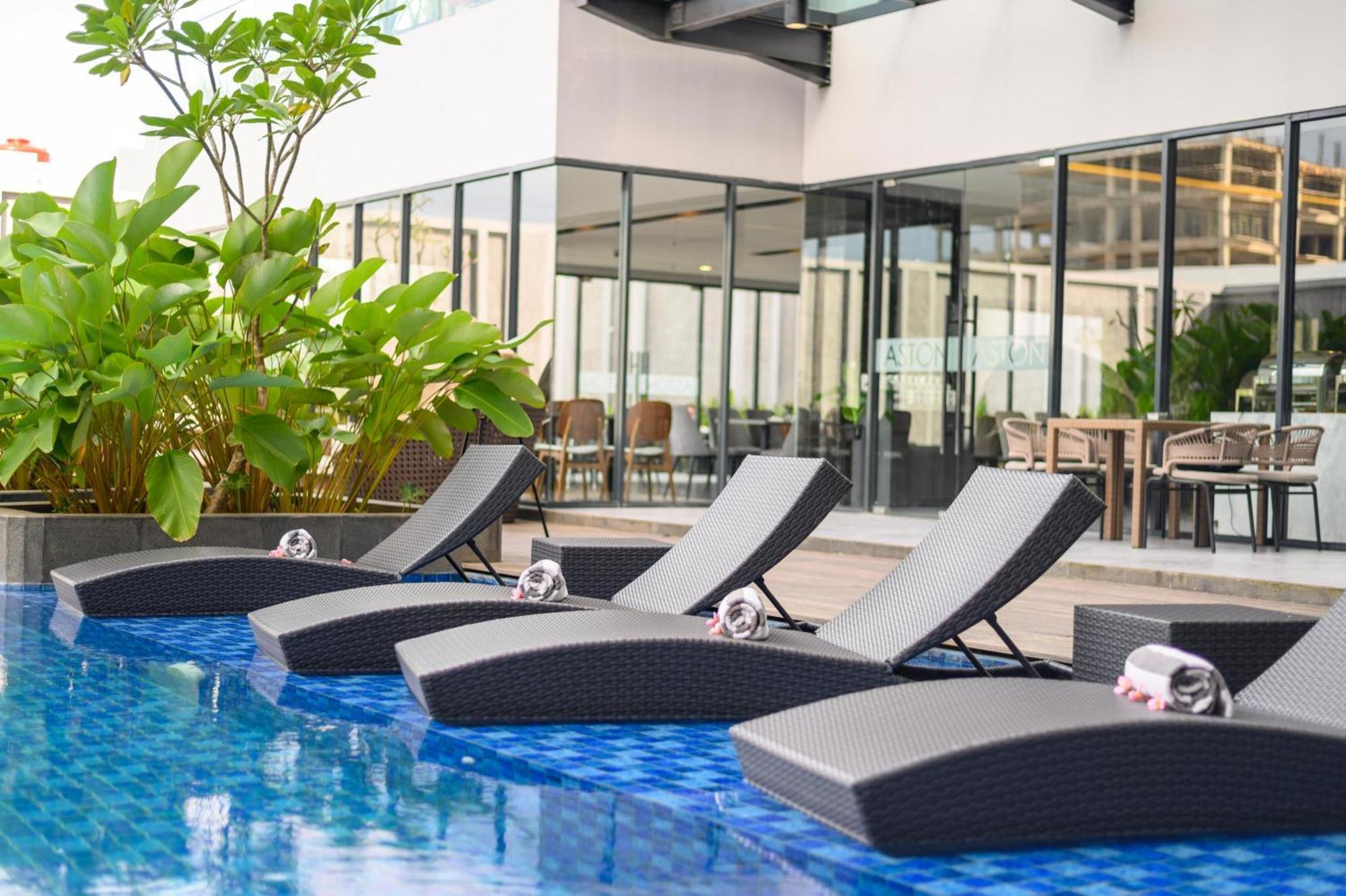 Aston Sorong Hotel & Conference Center エクステリア 写真